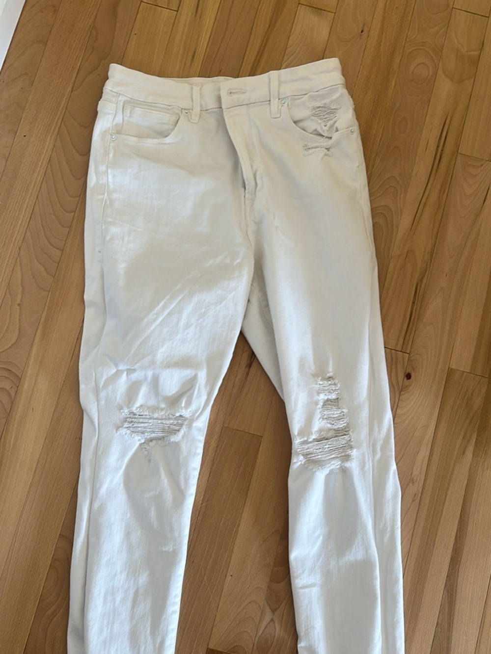 Good American Off-White Skinny Distressed Jeans